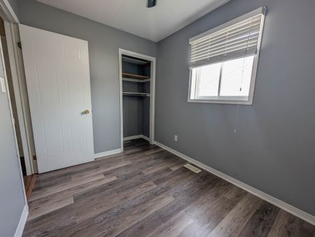 **ALL INCLUSIVE** STUDENT ROOMS FOR RENT IN WELLAND!! - Photo 5