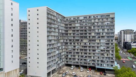 1 Bedroom Apartment - Photo 3