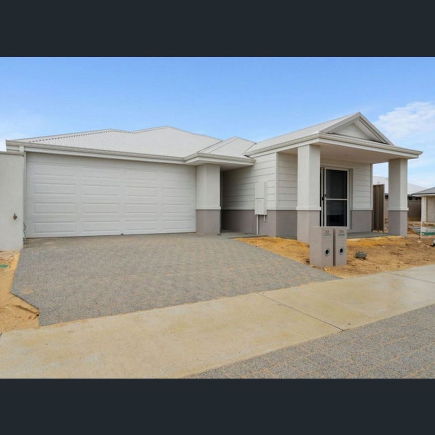 25b Bluevale Way, Yanchep, WA 6035 - Photo 1