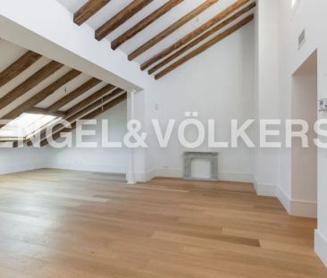 Alquiler de ático en Calle de Génova - Photo 4