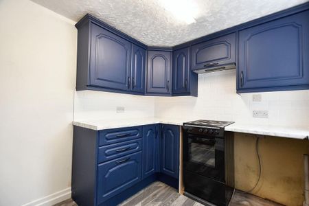 2 bedroom terraced house to rent - Photo 3
