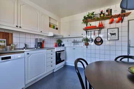 Göteborg - 1rok - 6mån - 10.925kr/mån - Photo 2