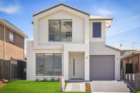 Stunning Brand New 5 Bedroom Family Home in Marsden Park - Photo 5