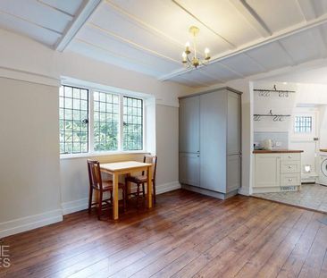 4 bedroom maisonette to rent - Photo 2