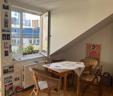 Super schönes, helles Zimmer in einer großen Wohnung in Kreuzberg - Photo 1