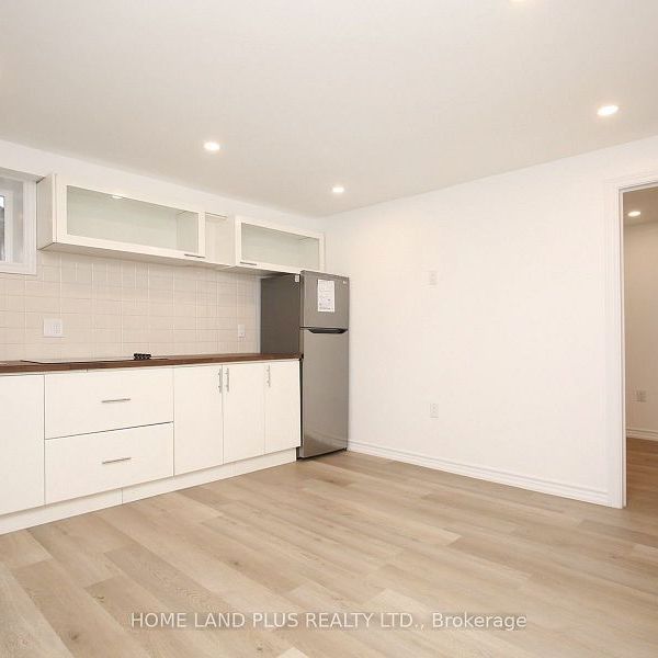 For Lease - 619 Merton Street Unit# Bsmt 1, Toronto, Ontario - Photo 1