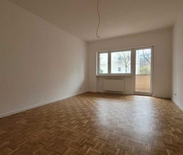 Tolle sanierte Wohnung in begehrter Lage! - Photo 1