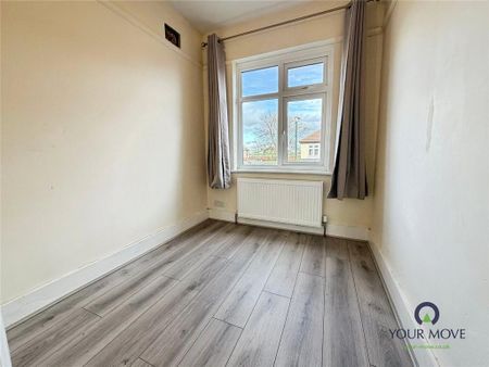 3 bedroom end of terrace house to rent - Photo 2