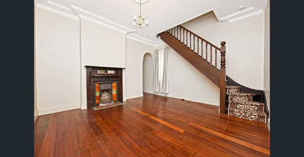 Convenient Terrace Living - Photo 1