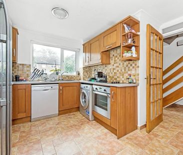 2 bedroom end of terrace house to rent - Photo 6