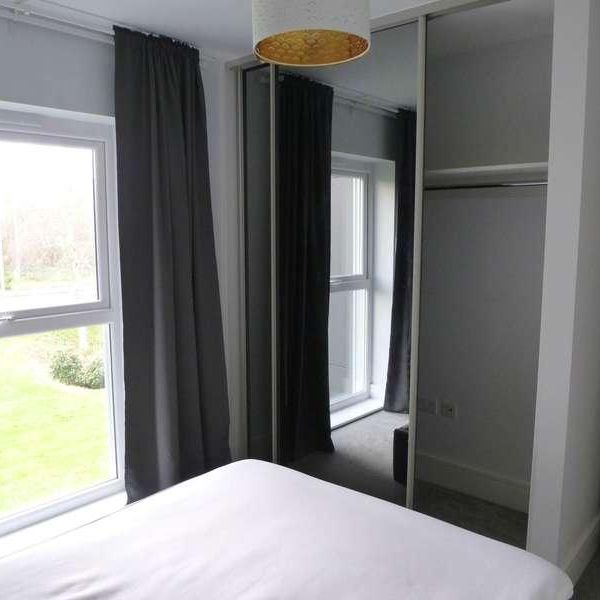 Sunapee Road, Reading, RG2 - Photo 1