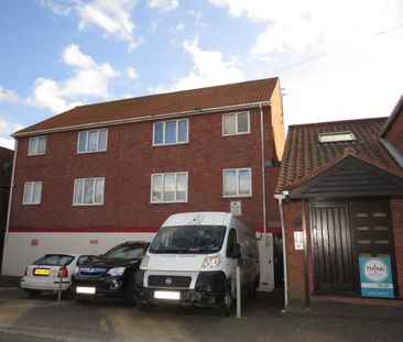 St Francis Way, Great Yarmouth - Photo 2
