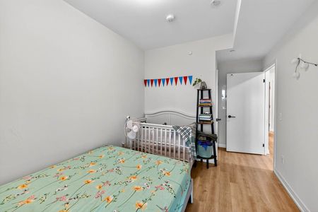 For Lease - 2300 St Clair Avenue Unit# 813, Toronto, Ontario - Photo 3