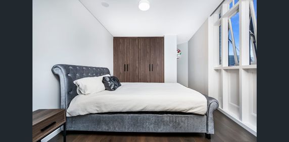 Chic & Spacious Apartment in Boutique Marrickville Complex! - Photo 2