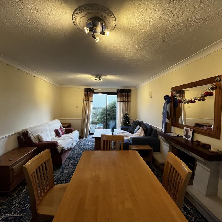 4 bedroom detached house to rent - Photo 1