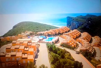 FOR RENT Apartment with 2 bedrooms with pool for LONG TERM