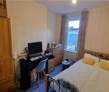 2 bedroom private hall to rent - Photo 4