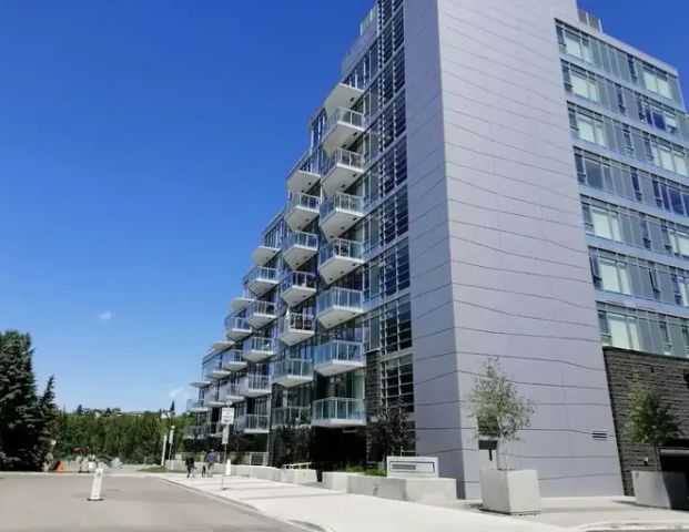 Big 2 bedrooms 2 bathrooms condo ,water front | 108 2 Street Southwest, Calgary - Photo 1