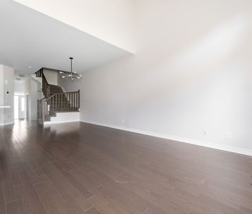 For Lease - 1024 Kijik Crescent, Blossom Park - Airport and Area, O... - Photo 6