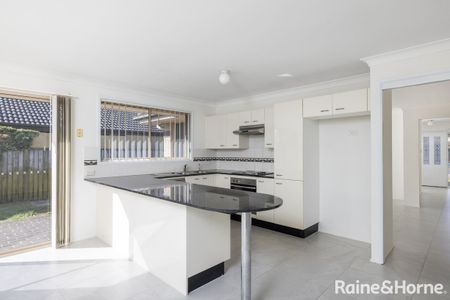 Beautiful Family Home - Photo 2