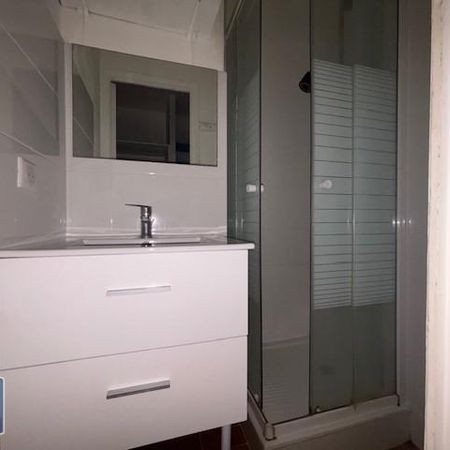 Location Appartement 1 pièce 27m² SETE 34200 - Photo 3