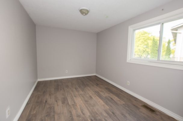 97 Hill Park Lane, St. Catharines - 3 Bedroom Main Unit - Photo 1
