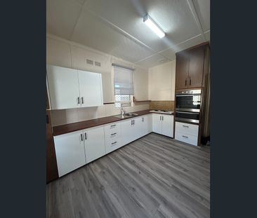 Light-Filled 3 Bedroom Home in the Heart of Convenience - Photo 3