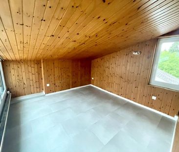 Herzige und heimelige Dachwohnung mit toller Aussicht und Terrasse ... - Foto 1