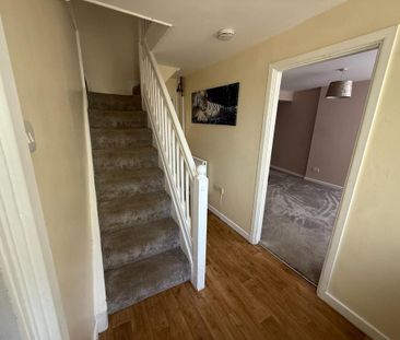 3 bedroom terraced house to rent - Photo 4