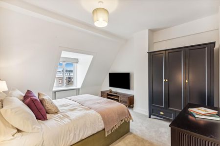 4 bedroom flat in George Street - Photo 3