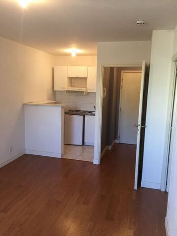 Location Appartement 2 pièces 32m² - Photo 2