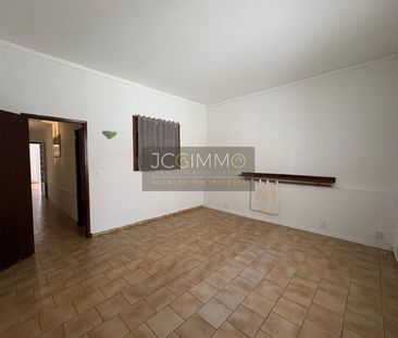 Location Appartement 4 pièces 80m² PUGET VILLE 83390 - Photo 6