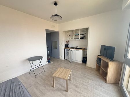 Location Appartement 1 pièce 19m² - Photo 5