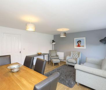 3 bedroom semi-detached house to rent - Photo 5
