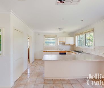 390 Chesterville Road, Bentleigh East - Photo 1