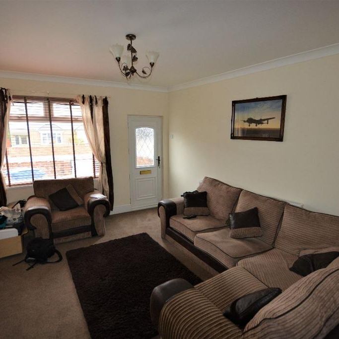 2 bedroom terraced house to rent - Photo 1