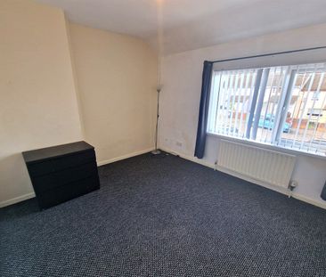 83 Farringdon Gardens, Belfast, BT14 7L - Photo 5