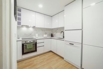 Mieszkanie na wynajem - 55 m² - 2 pokoje Porto Porto