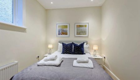 TWO BEDROOM FLAT HAMMERSMITH - Photo 4