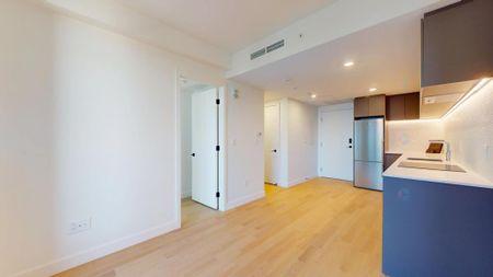 Unit 2810: Entire unit - Photo 3