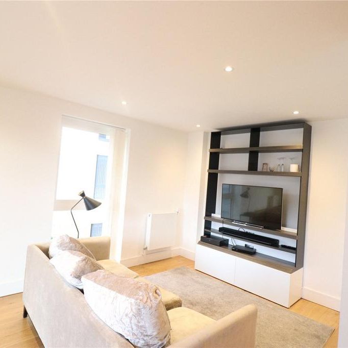 3 bedroom apartment to rent - Photo 1