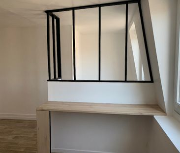 Location Appartement 1 pièce 32m² - Photo 2