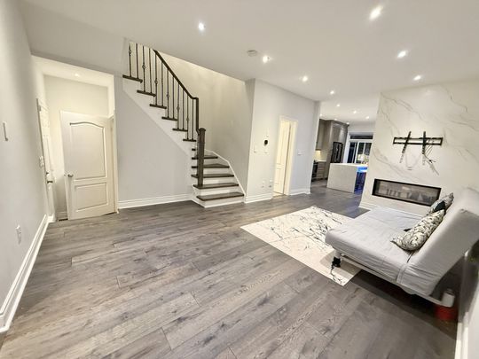 For Lease - 7328 Cork Tree Row, Mississauga, Ontario - Photo 1