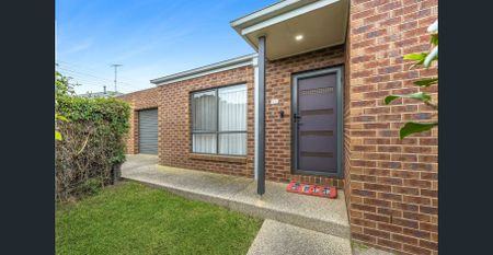 Renovated Modern Townhouse in Prime Herne Hill Location - Photo 5