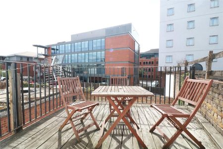 1 bedroom apartment to rent - Photo 4