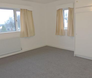 3 bedroom detached house to rent - Photo 5