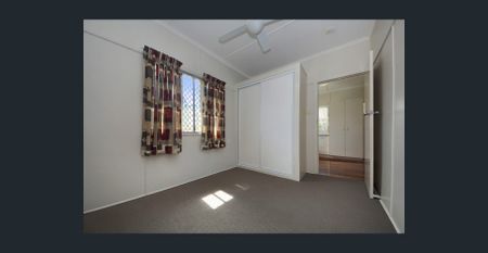 Renovated Family Home! - Photo 2