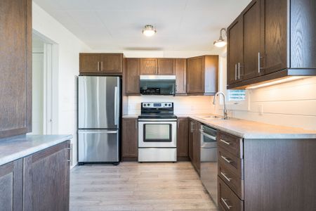 For Lease - 35 St. Clair Street, Collingwood, Ontario - Photo 5