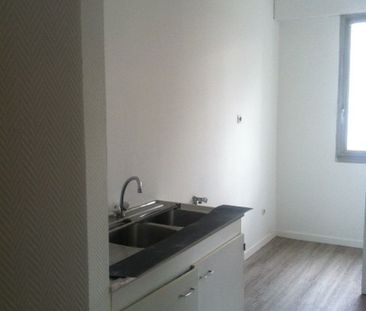 Location Appartement 3 pièces 60m² - Photo 5