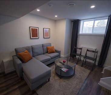 858 Bronson Avenue, The Glebe, Ottawa, ON - Photo 2